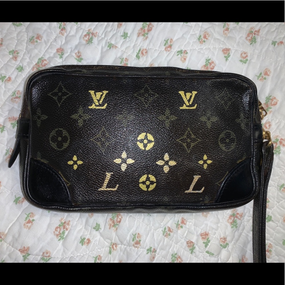 💯Authentic Louis Vuitton Vintage Marly Clutch